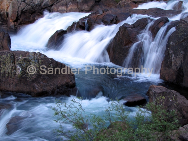 http://www.sandlerphotography.com/Photos/July 2010 439 -2 -LR.JPG